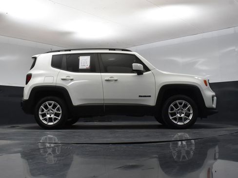 Used 2021 Jeep Renegade Latitude AWD/4WD image 33