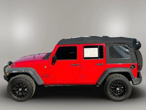 Used 2015 Jeep Wrangler Unlimited Sport w/ Dual Top Group AWD/4WD image 10