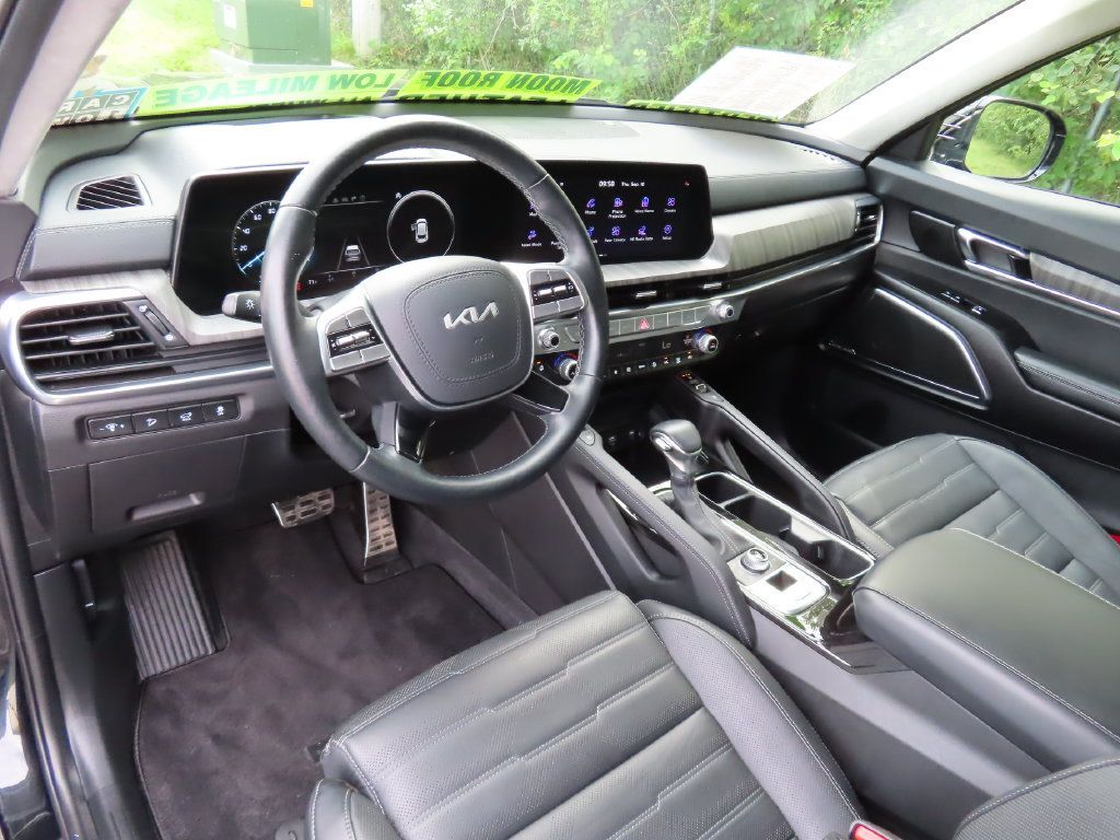 Certified 2024 Kia Telluride SX Prestige AWD/4WD image 28