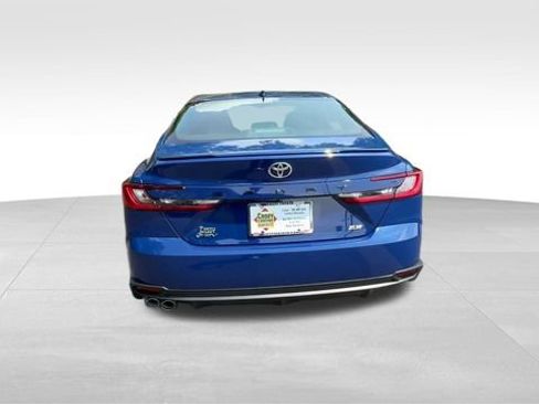 Used 2026 Toyota Camry SE FWD image 3