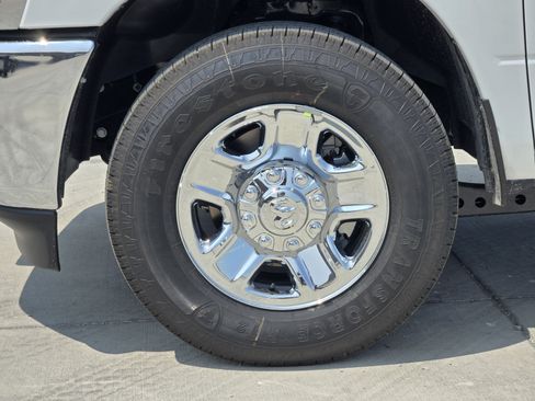 New 2026 RAM 2500 Tradesman w/ Chrome Appearance Group RWD image 9