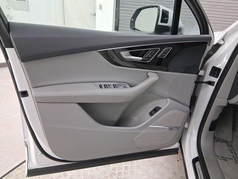 Used 2019 Audi Q7 3.0T Prestige w/ Prestige Package image 20