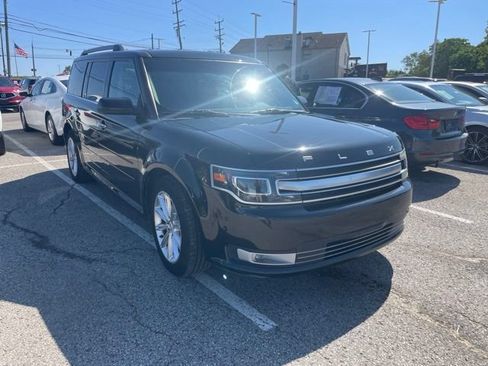Used 2015 Ford Flex Limited w/ Equipment Group 301A AWD/4WD image 3