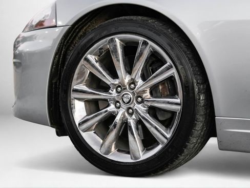 Used 2010 Jaguar XK Convertible image 52