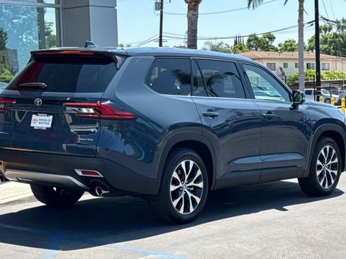 Certified 2025 Toyota Grand Highlander AWD Hybrid image 5