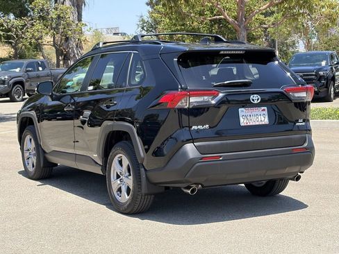 Certified 2024 Toyota RAV4 LE AWD/4WD image 43