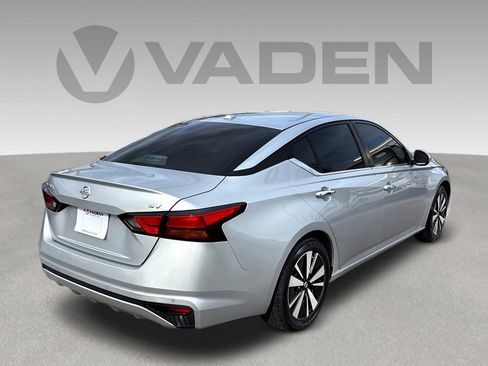 Used 2022 Nissan Altima 2.5 SV image 24