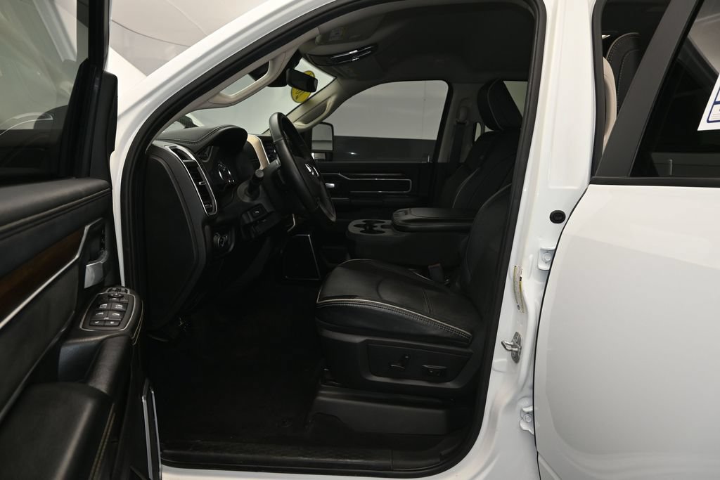 Used 2024 RAM 2500 Laramie w/ Safety Group AWD/4WD image 20