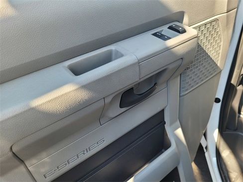 New 2026 Ford E-350 and Econoline 350 Super Duty w/ Power Equipment Group image 6