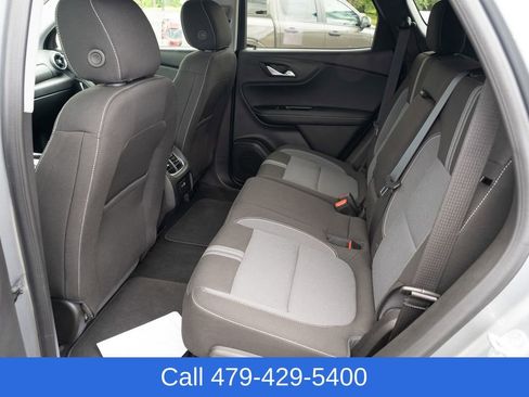Used 2025 Chevrolet Blazer LT AWD/4WD image 30
