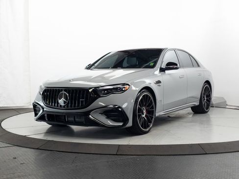 Used 2025 Mercedes-Benz E 53 AMG e 4MATIC Sedan image 3