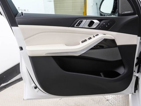 New 2026 BMW X5 xDrive40i image 9