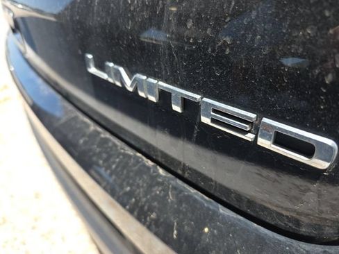 Used 2022 Jeep Compass Limited AWD/4WD image 5