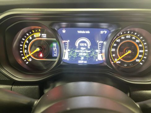 Used 2024 Jeep Wrangler Unlimited Rubicon 392 AWD/4WD image 21