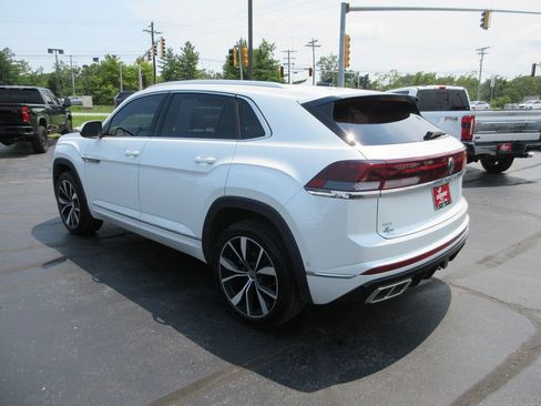 Used 2024 Volkswagen Atlas Cross Sport SEL Premium R-Line AWD/4WD image 7