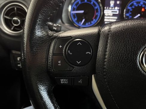 Used 2019 Toyota Corolla L image 22