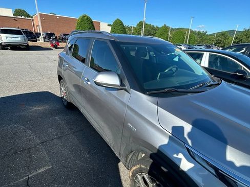 Certified 2023 Kia Seltos SX w/ SX Sunroof Package AWD/4WD image 6