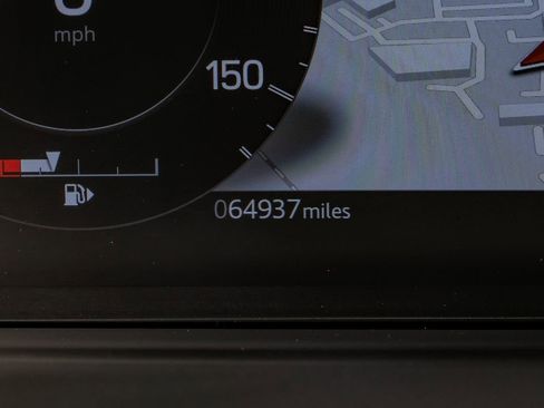 Used 2021 Land Rover Discovery HSE R-Dynamic image 18