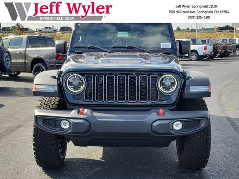 New 2025 Jeep Wrangler Rubicon w/ Technology Group image 2