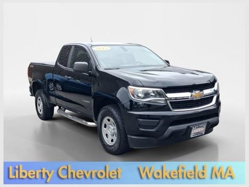 Used 2017 Chevrolet Colorado W/T w/ WT Convenience Package AWD/4WD image 1