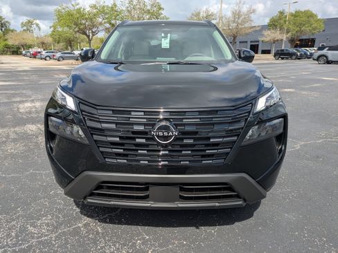 New 2026 Nissan Rogue SV FWD image 9