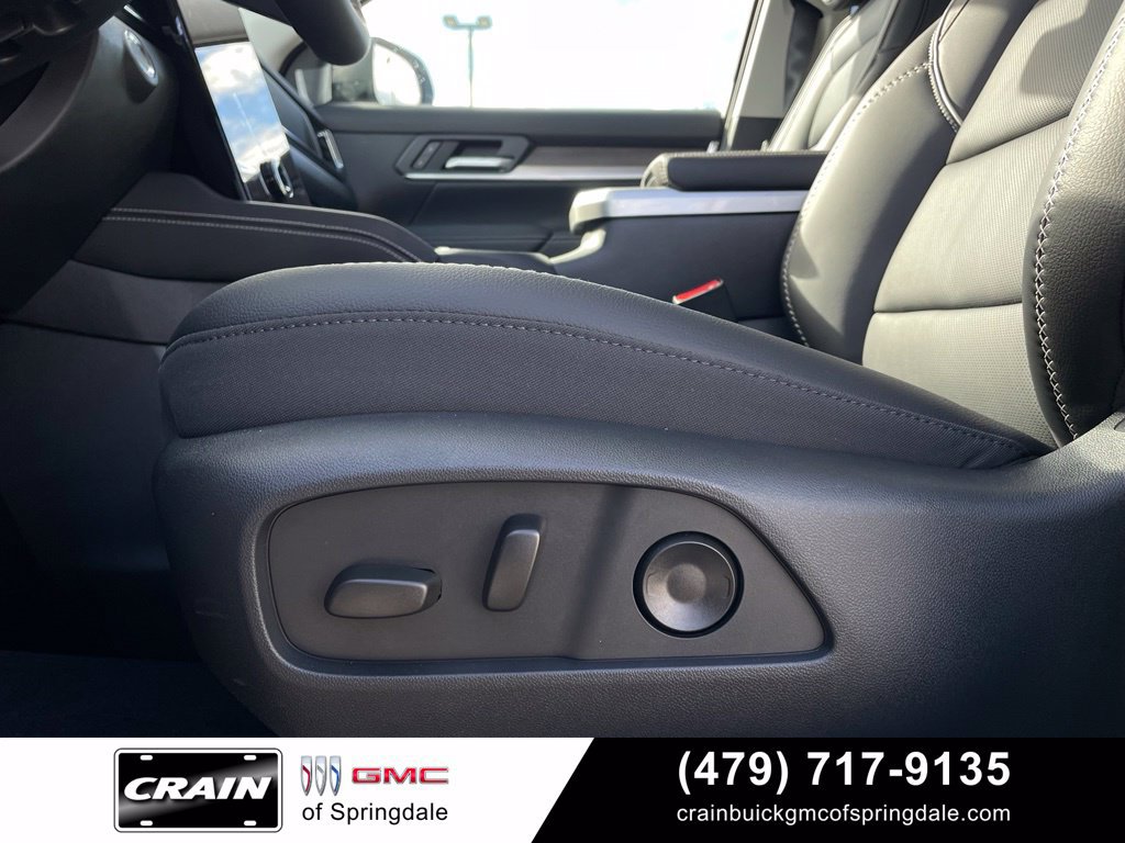 New 2027 GMC Terrain Denali w/ LPO, Floor Liner Package AWD/4WD image 11