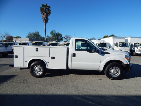 Used 2016 Ford F250 XL image 9