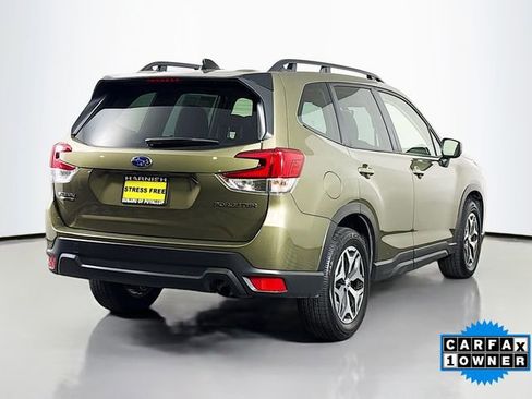 Used 2024 Subaru Forester Premium AWD/4WD image 7