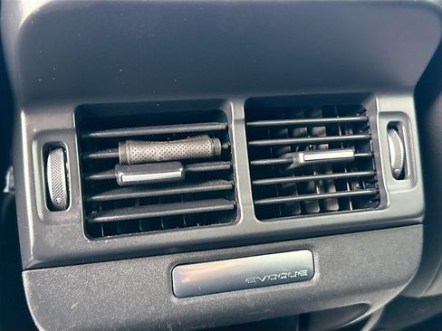 Used 2022 Land Rover Range Rover Evoque R-Dynamic S image 20