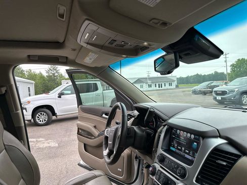 Used 2018 GMC Yukon XL SLT w/ Premium Edition RWD image 35