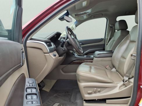 Used 2016 Chevrolet Tahoe LT w/ Luxury Package RWD image 16