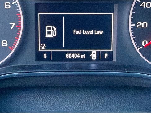 Used 2019 Chevrolet Cruze LS image 38