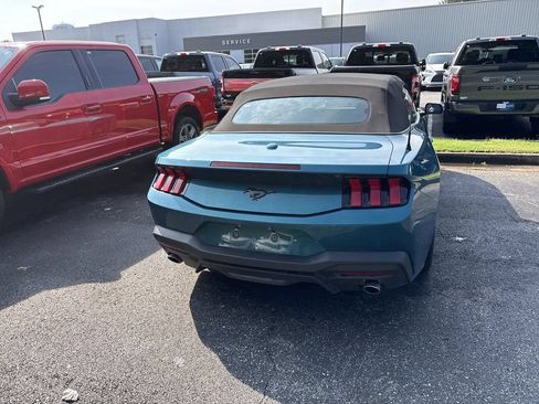 Used 2026 Ford Mustang Premium RWD image 16