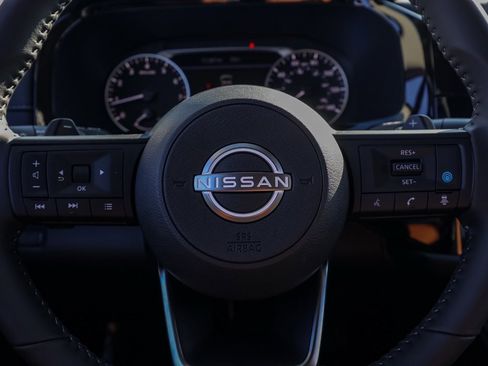 New 2025 Nissan Pathfinder SV image 25