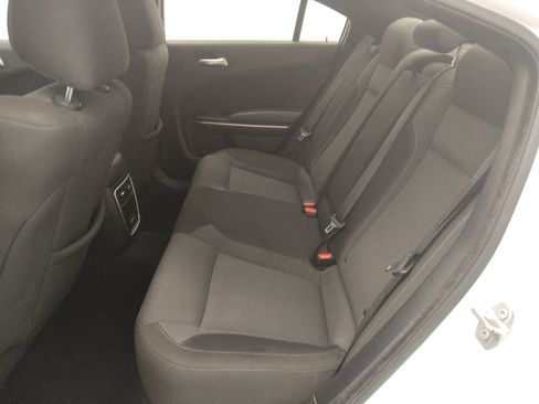 Used 2020 Dodge Charger SXT RWD image 18