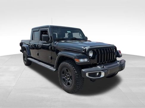 Used 2021 Jeep Gladiator Sport AWD/4WD image 3