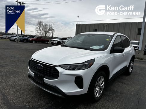 Used 2025 Ford Escape Active image 1
