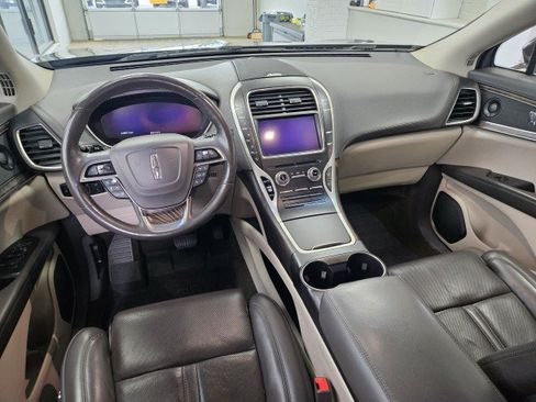 Used 2019 Lincoln Nautilus Reserve w/ Driver Assistance Package AWD/4WD image 19