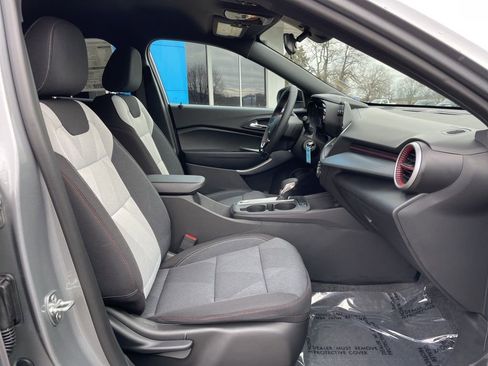 New 2026 Chevrolet Trax RS w/ Driver Confidence Package image 25