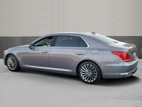 Used 2018 Genesis G90 5.0 Ultimate image 3