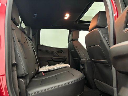 New 2026 GMC Canyon Elevation w/ Convenience Package image 33