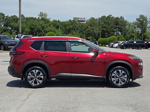Used 2023 Nissan Rogue SV w/ SV Premium B Package FWD image 6