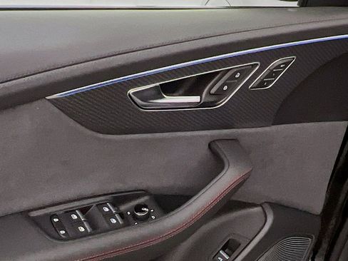 New 2026 Audi SQ8 Prestige image 19