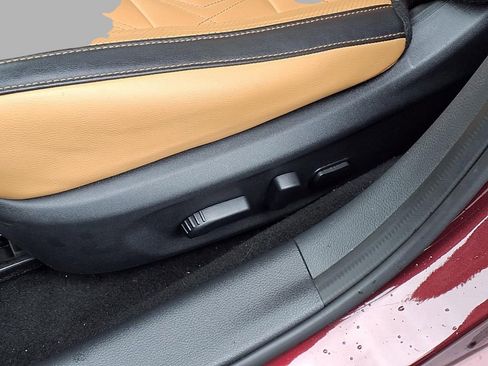 Used 2021 Nissan Sentra SV w/ SV Premium Package FWD image 23