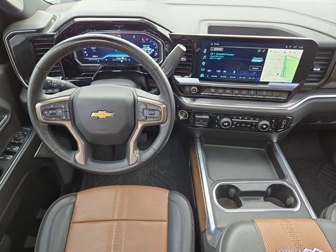Used 2024 Chevrolet Silverado 3500 High Country w/ High Country Premium Package AWD/4WD image 18
