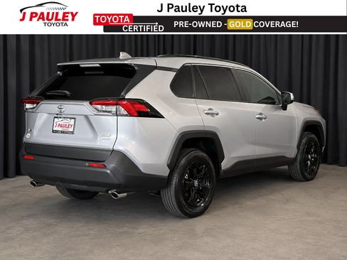 Certified 2025 Toyota RAV4 XLE AWD/4WD image 3