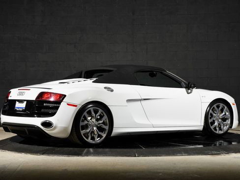 Used 2011 Audi R8 V10 AWD/4WD image 32