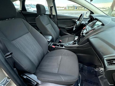 Used 2017 Ford Focus SEL w/ Cold Weather Package image 36