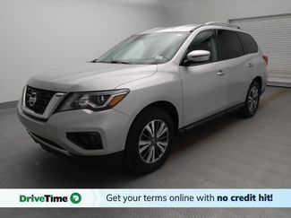 Used 2020 Nissan Pathfinder SV image 1