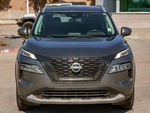 Used 2022 Nissan Rogue SV w/ SV Premium Package AWD/4WD image 3